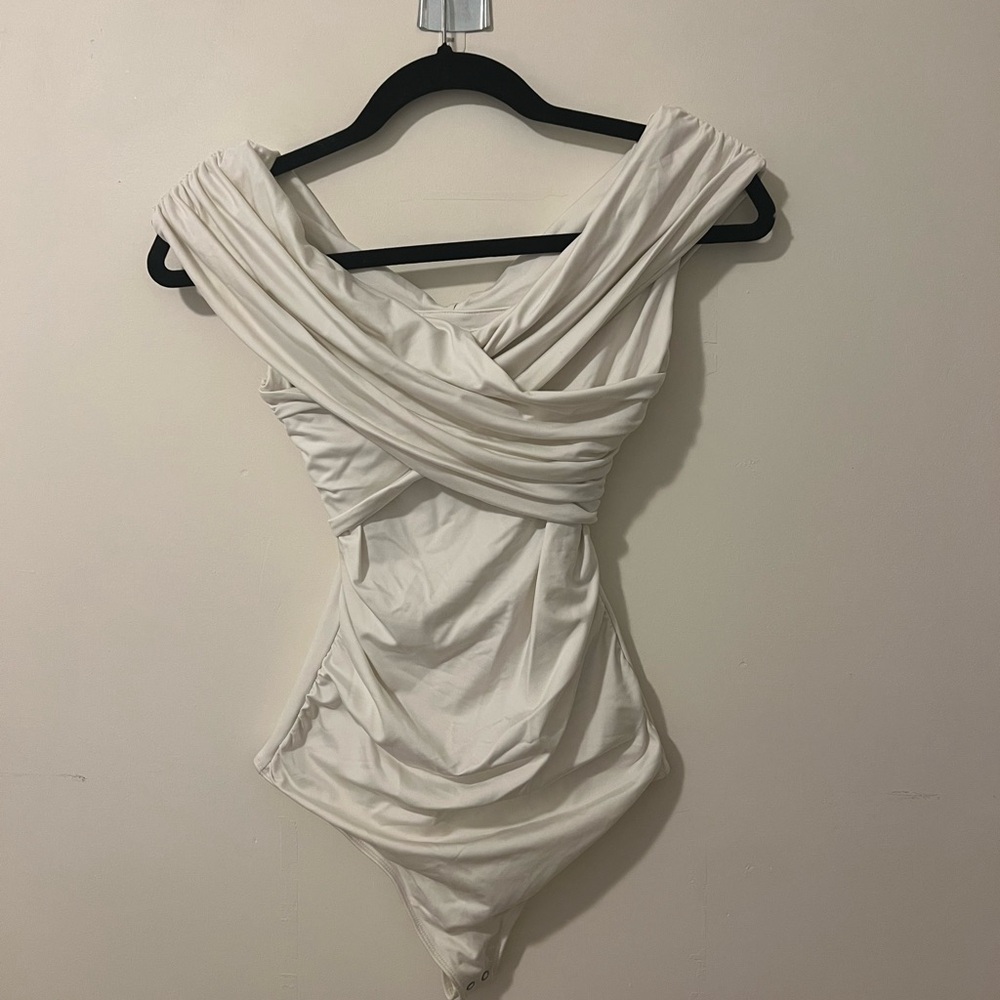 A&F Elegant Cream Off-Shoulder Bodysuit NWT